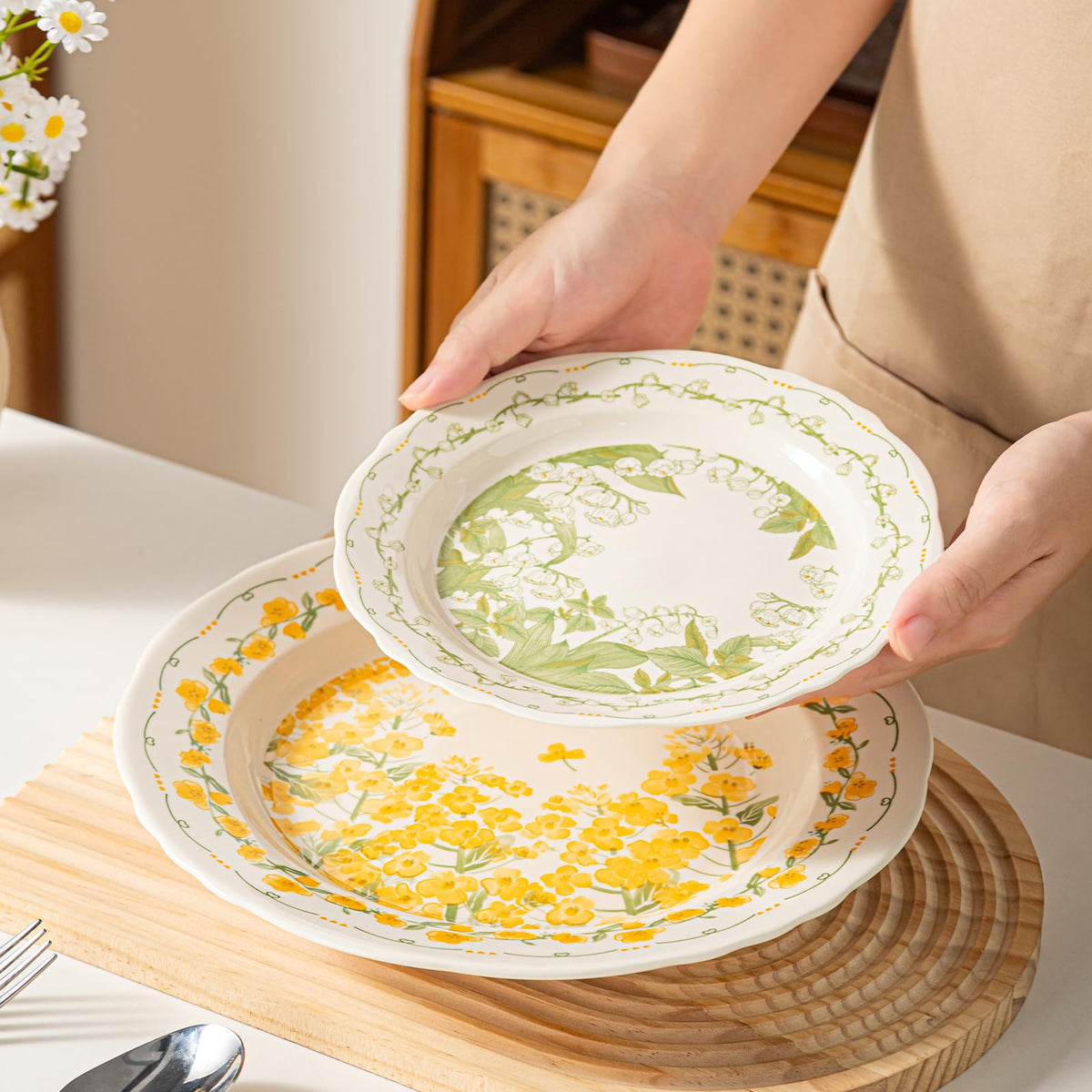 12-Piece Ceramic Dinnerware Set, Service for 4, Cream White S22380