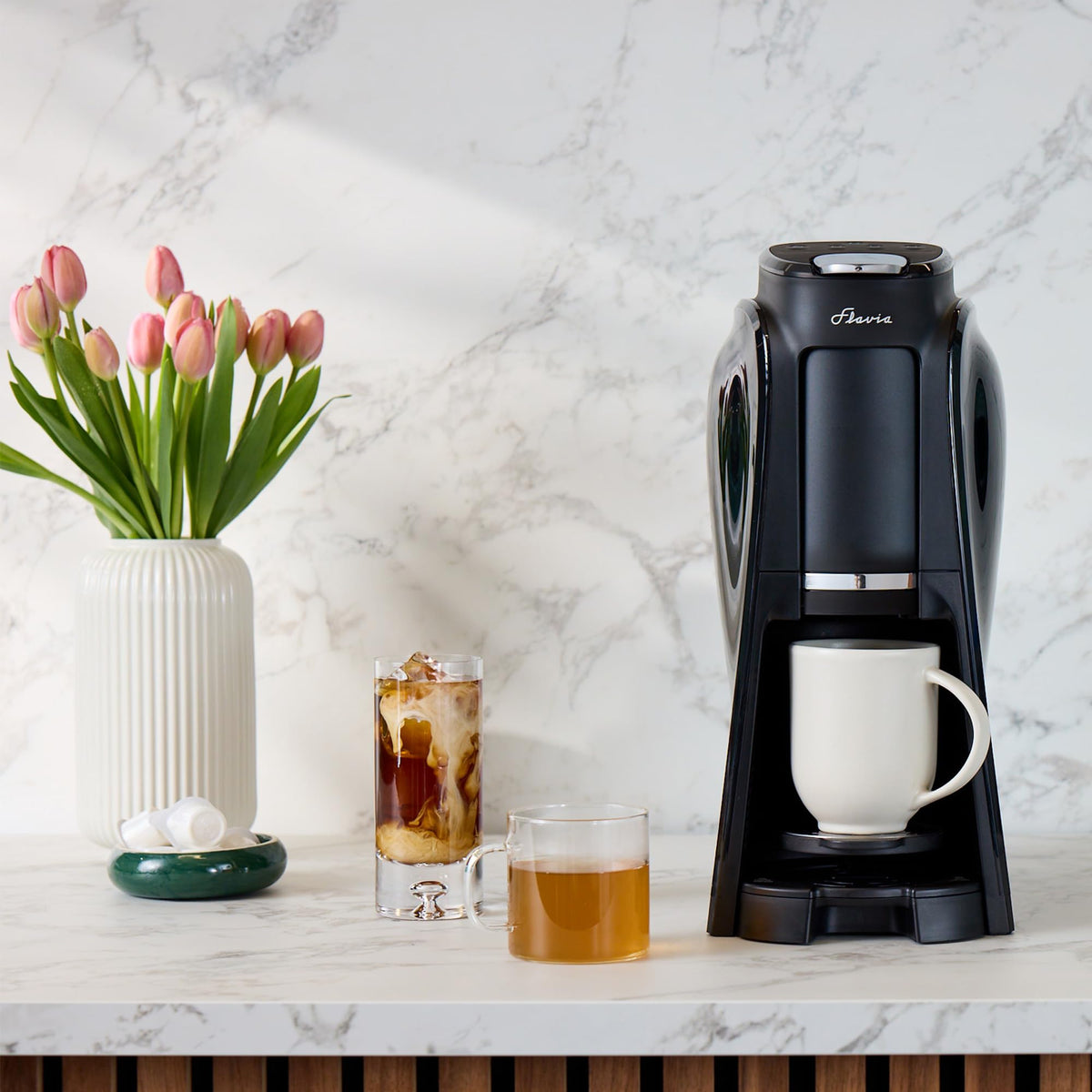 Coffee Machine with Single-Serve Freshpacks, Multiple Brew Sizes, Black H1144