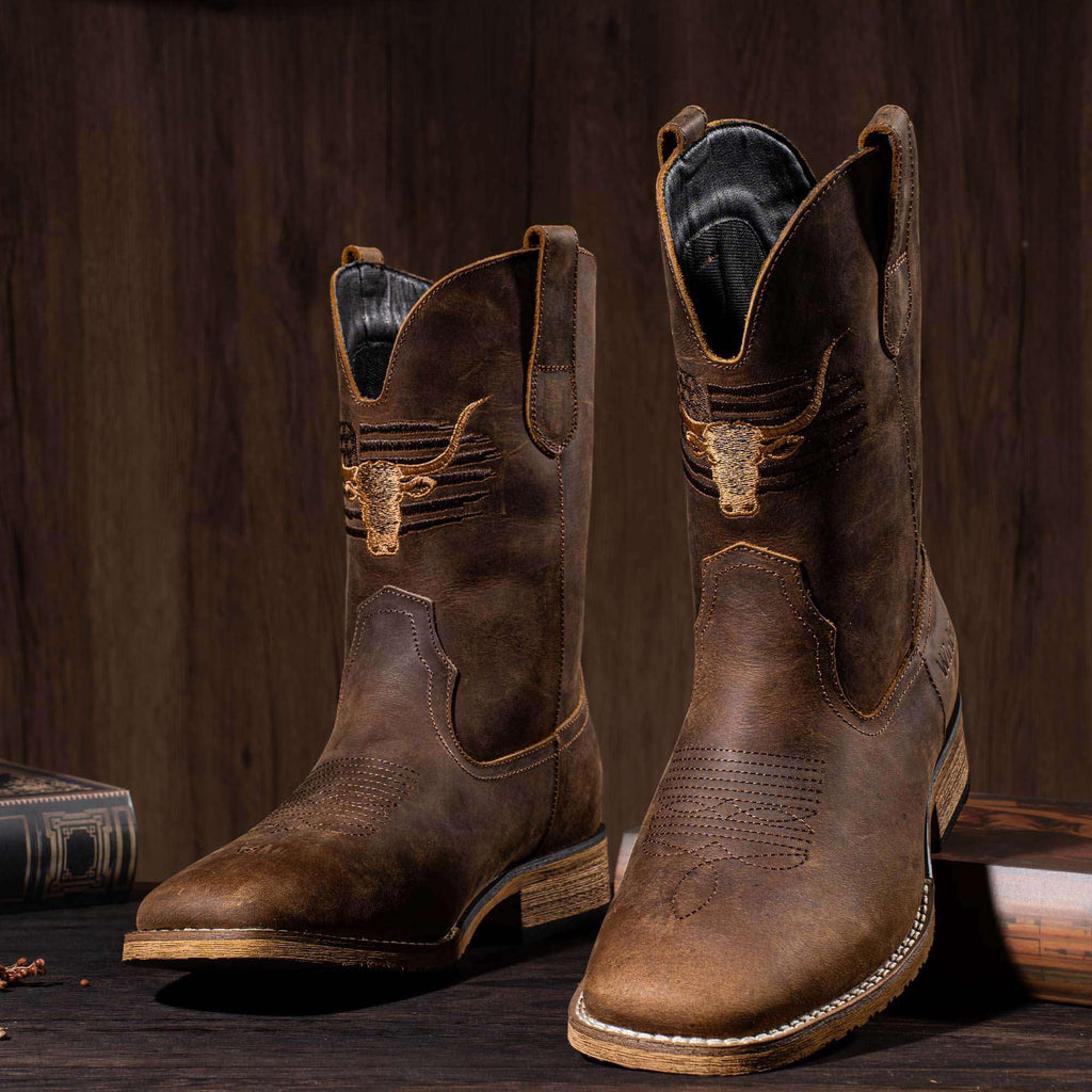 Cowboy Boots Wide Square Toe Slip Resist P889