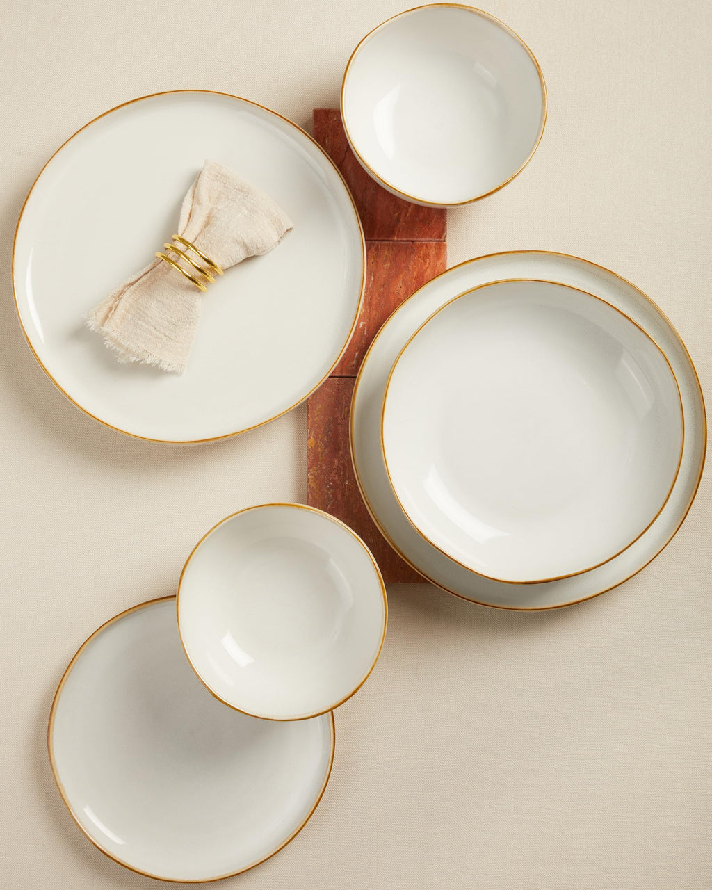 8.26" Ceramic Pasta Bowls Set of 4 G365647